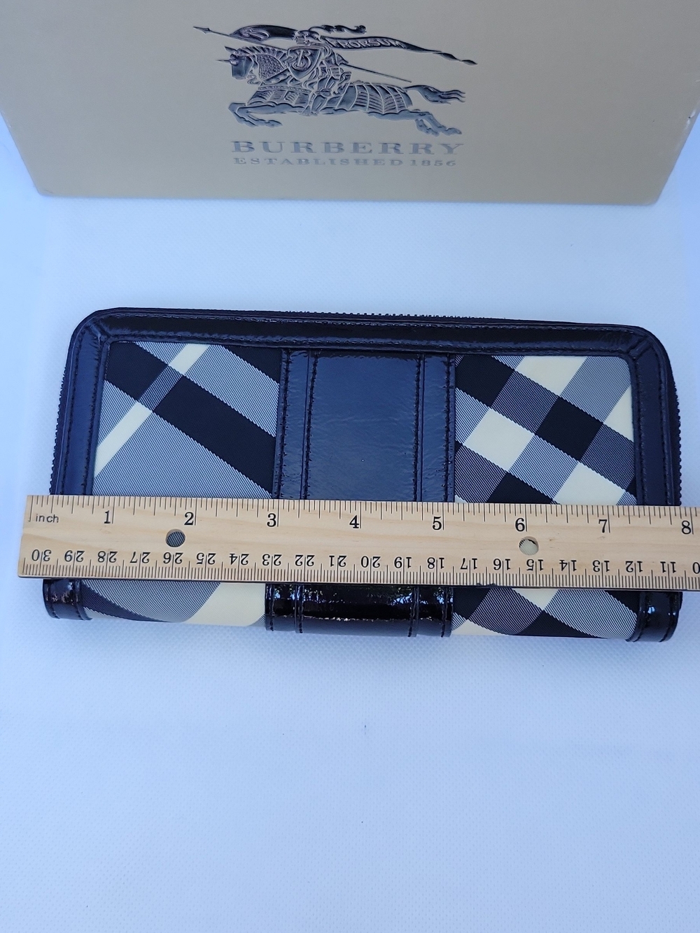Burberry Dark Brown Leather Zip Card Wallet with Logo Stamp - Picture 2 of 8